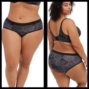 0X 12W Large Torrid Black Hipster Panty Smooth Second Skin Roses Dark Gothic